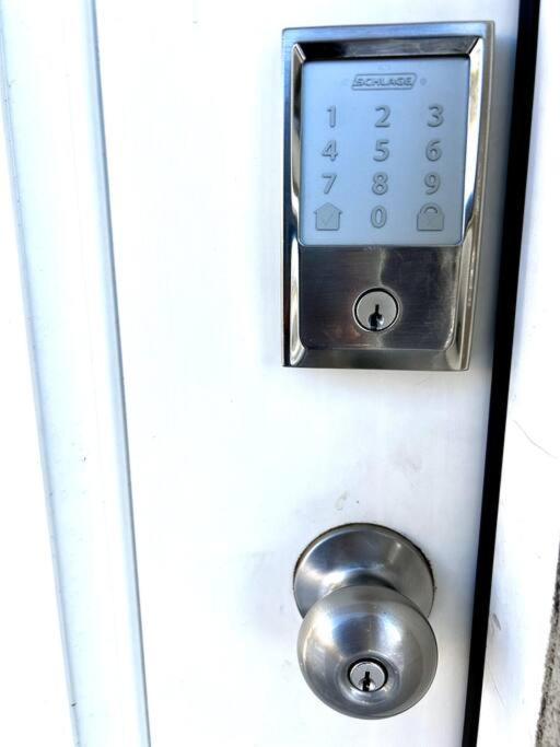 Fully Furnished, Serene Taos House エクステリア 写真